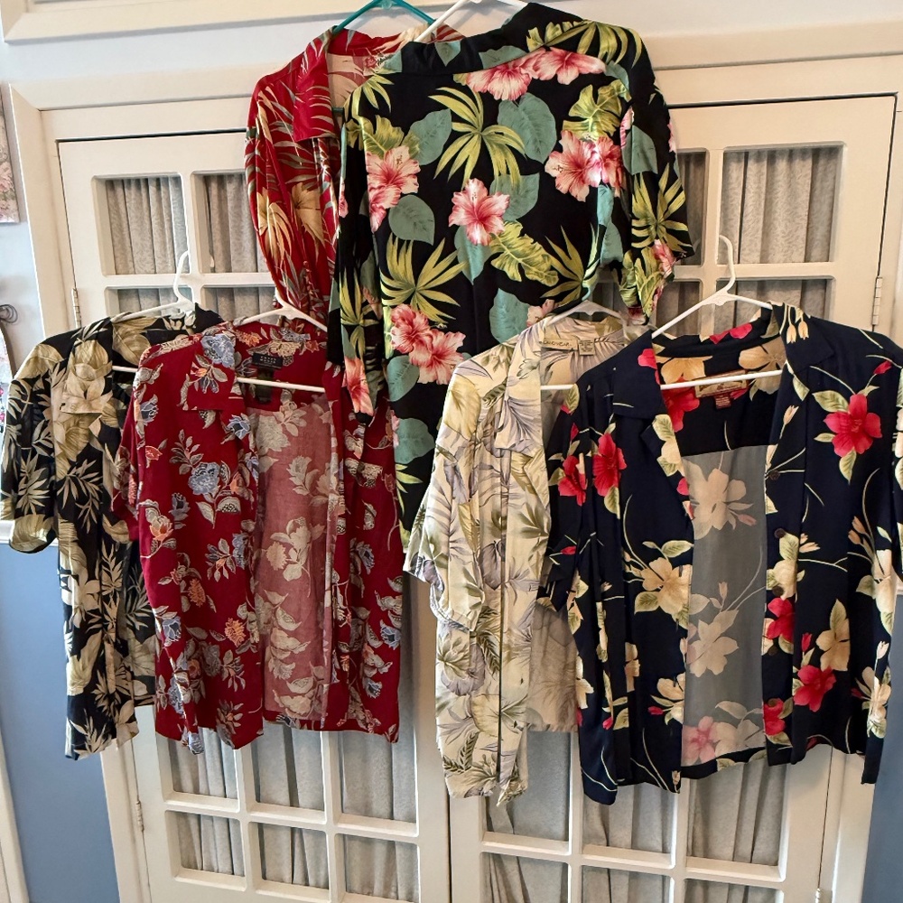 6 Plus size Hawaiian shirts.selling as a lot. Hilo Hattie too